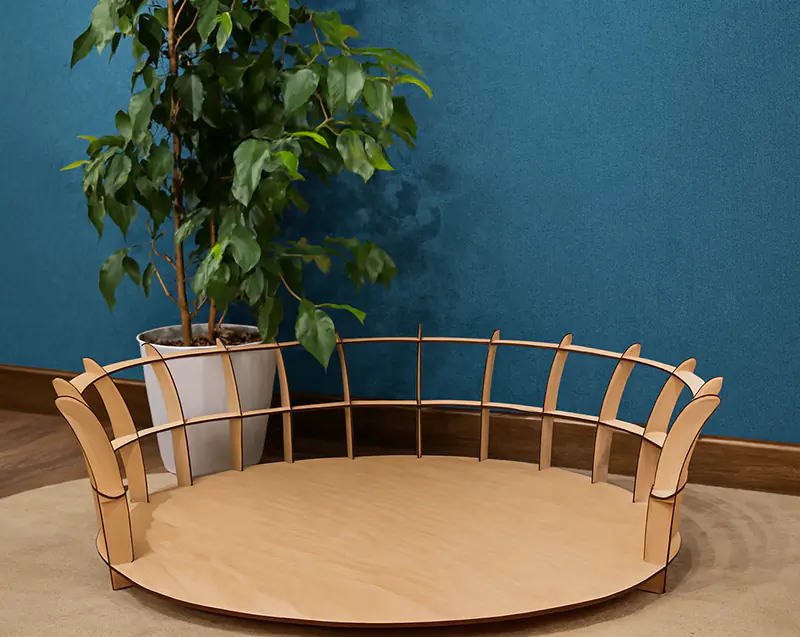 Лежанка из дерева для домашних животных «WoodyNest»