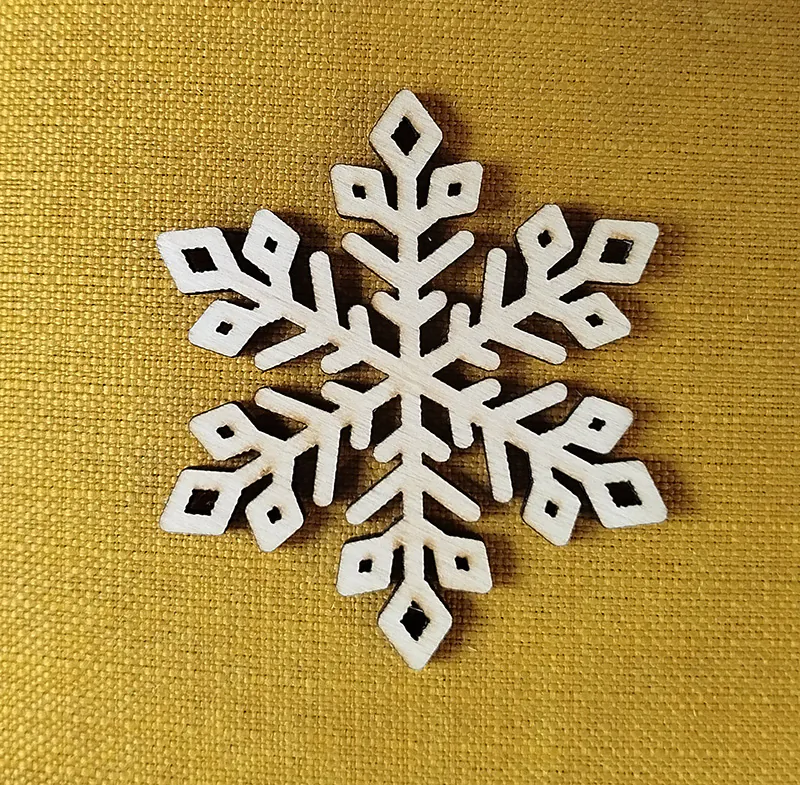 Елочное украшение «Снежинка N 8»