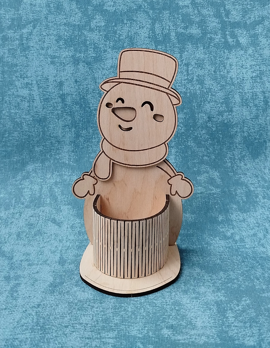 Деревянный снеговик с держателем