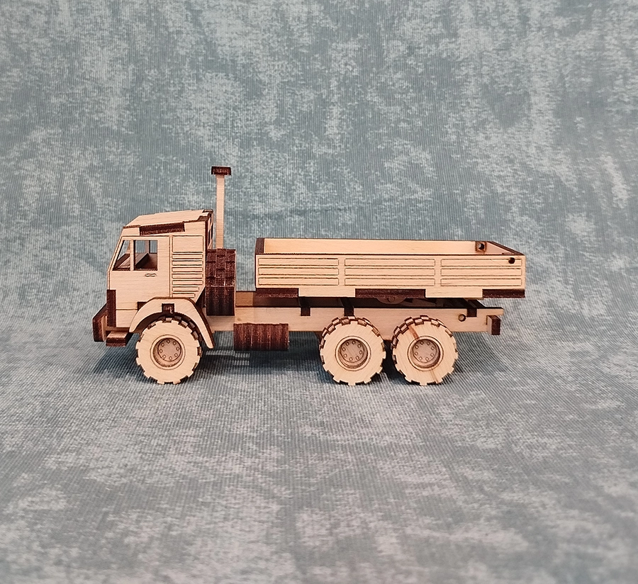 Миниатюра «Самосвал» — деревянная модель с подвижным кузовом — изображение 5